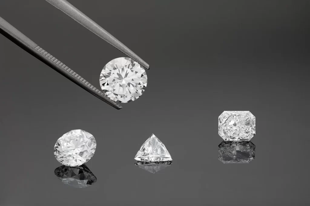 Pricing uncut diamonds requires a keen understanding of market forces, supply and demand, and the  intricacies of the diamond trade.  Master Uncut Diamond Secrets goes beyond just the  fundamentals. We provide insights into current market trends, industry pricing guides, and negotiation  strategies, ensuring you can confidently command the value your expertise unlocks.